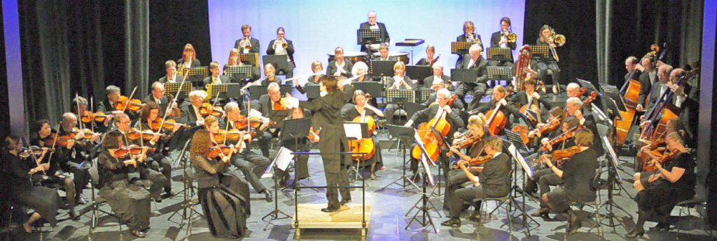 Kathleen Baker spielt mit dem Sinfonieorchester Bergisch Gladbach